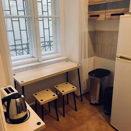 Bobr Krw * Budapeşte